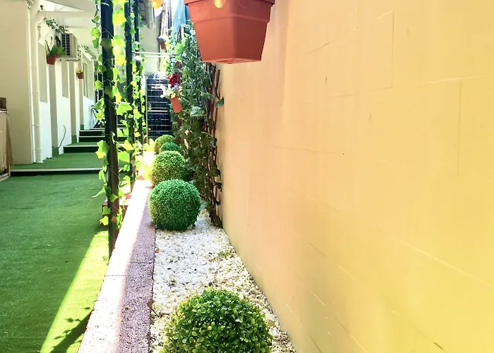 Downtown Victoria By Citybookings