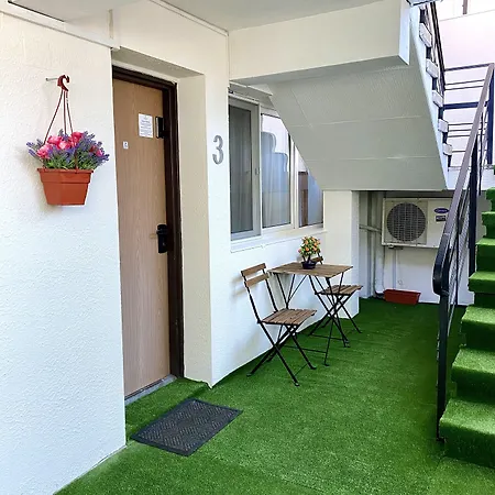 Downtown Victoria By Citybookings Apartamento Bucarest