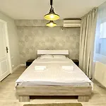 Apartman Downtown Victoria By Citybookings Bukarest