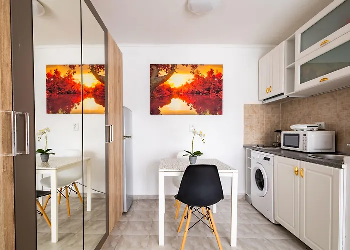 Apartman Downtown Victoria By Citybookings *